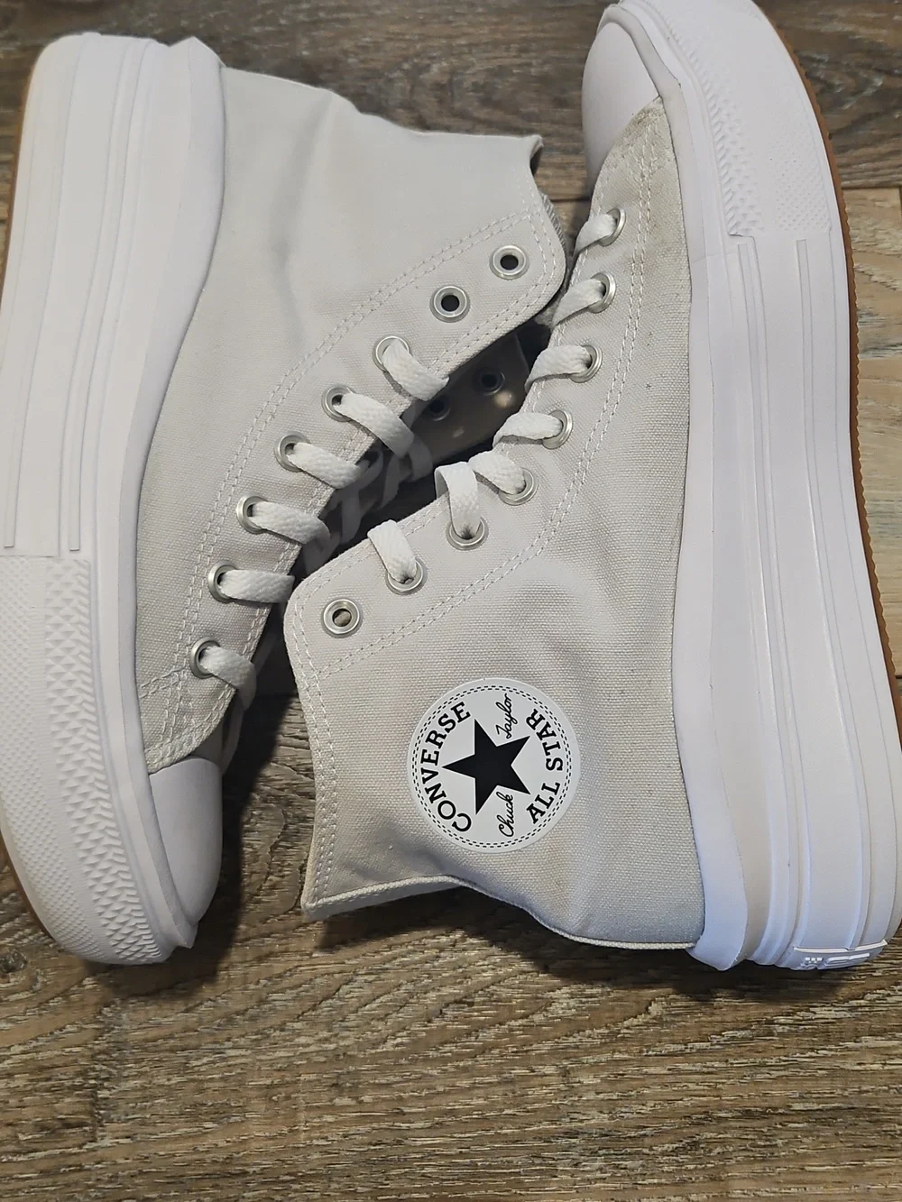 Chuck Taylor Womens All Star Converse Hi Top Shoes - Picture 2 of 10